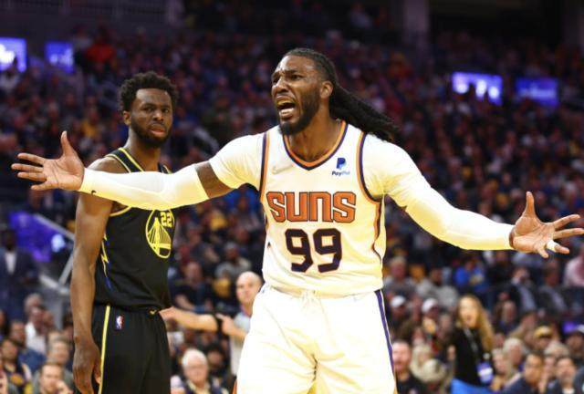 水果老虎机-克劳德为何迟迟不挪窝？萨沃尔仍有大型交易决策权